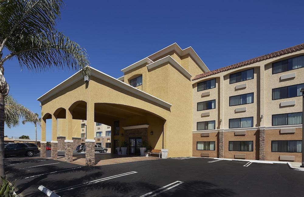 Holiday Inn Express San Diego South - National City By Ihg Ngoại thất bức ảnh