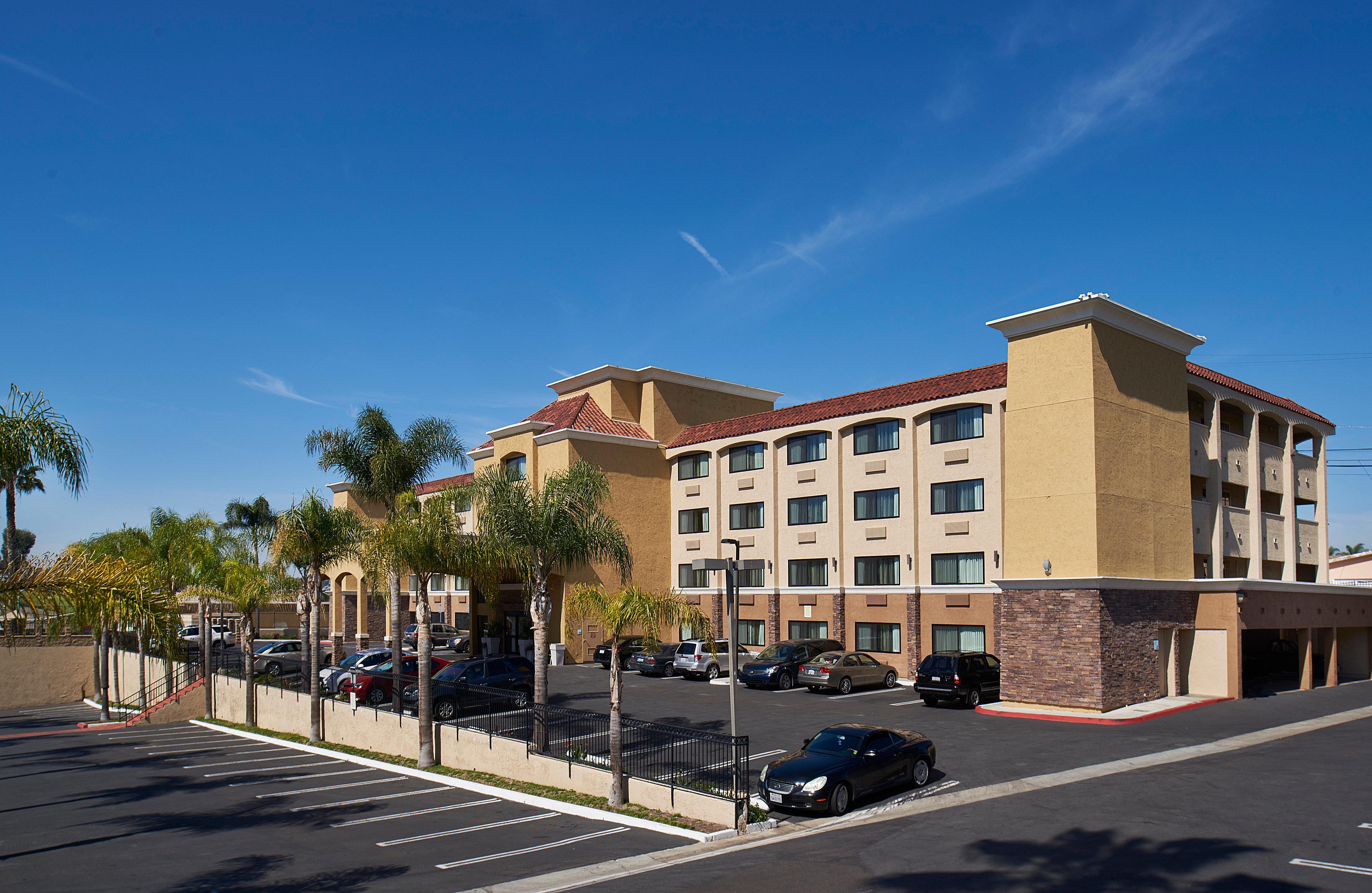 Holiday Inn Express San Diego South - National City By Ihg Ngoại thất bức ảnh