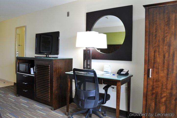 Holiday Inn Express San Diego South - National City By Ihg Phòng bức ảnh