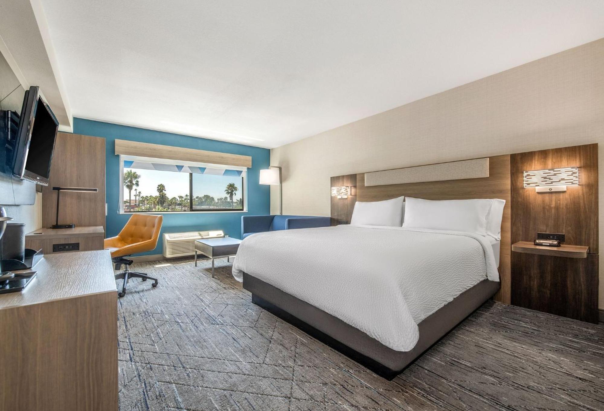 Holiday Inn Express San Diego South - National City By Ihg Ngoại thất bức ảnh