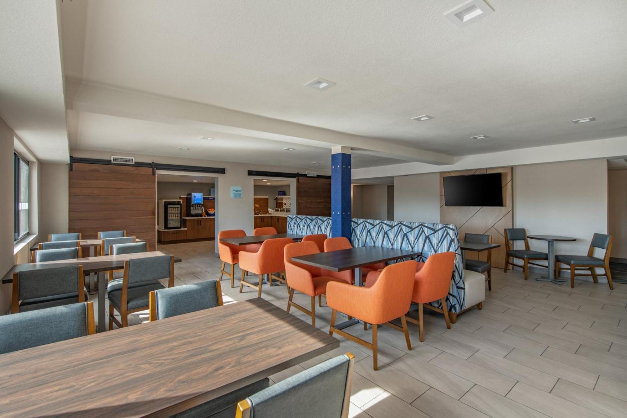Holiday Inn Express San Diego South - National City By Ihg Ngoại thất bức ảnh