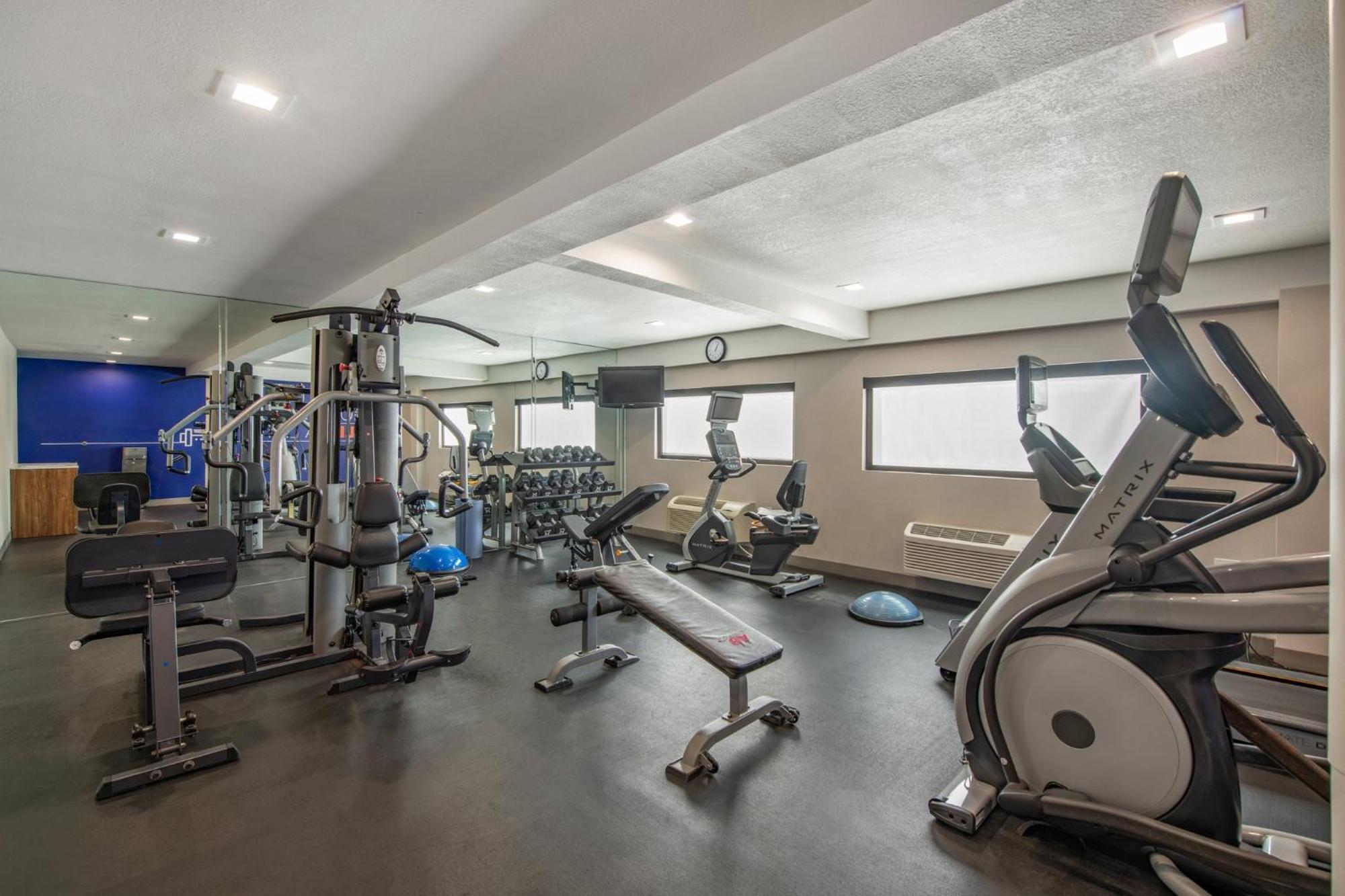 Holiday Inn Express San Diego South - National City By Ihg Ngoại thất bức ảnh
