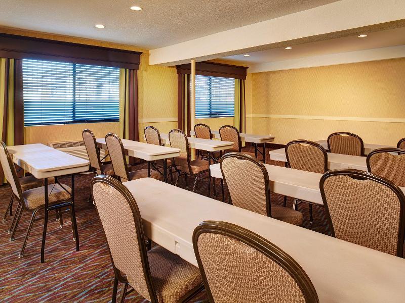 Holiday Inn Express San Diego South - National City By Ihg Kinh doanh bức ảnh