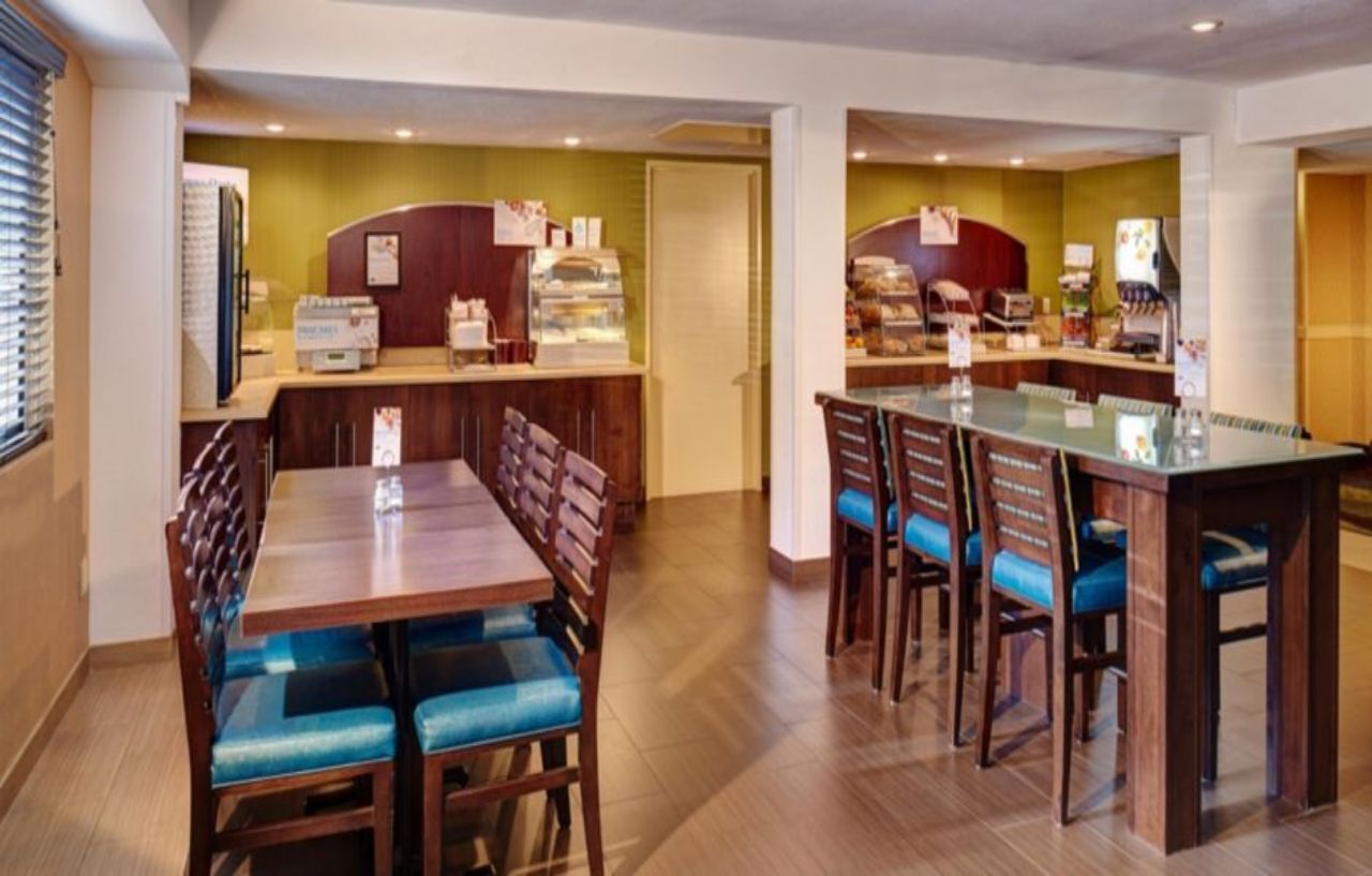 Holiday Inn Express San Diego South - National City By Ihg Ngoại thất bức ảnh
